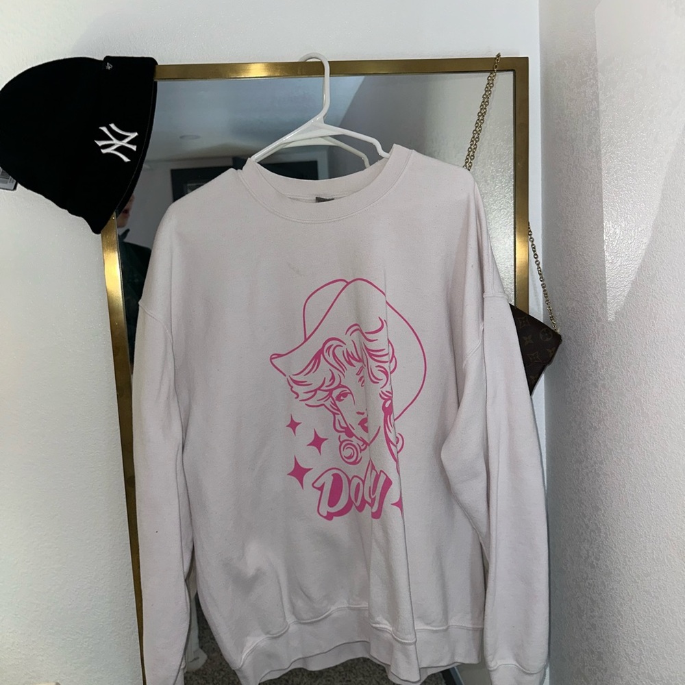 Dolly Graphic Sweatshirt - White